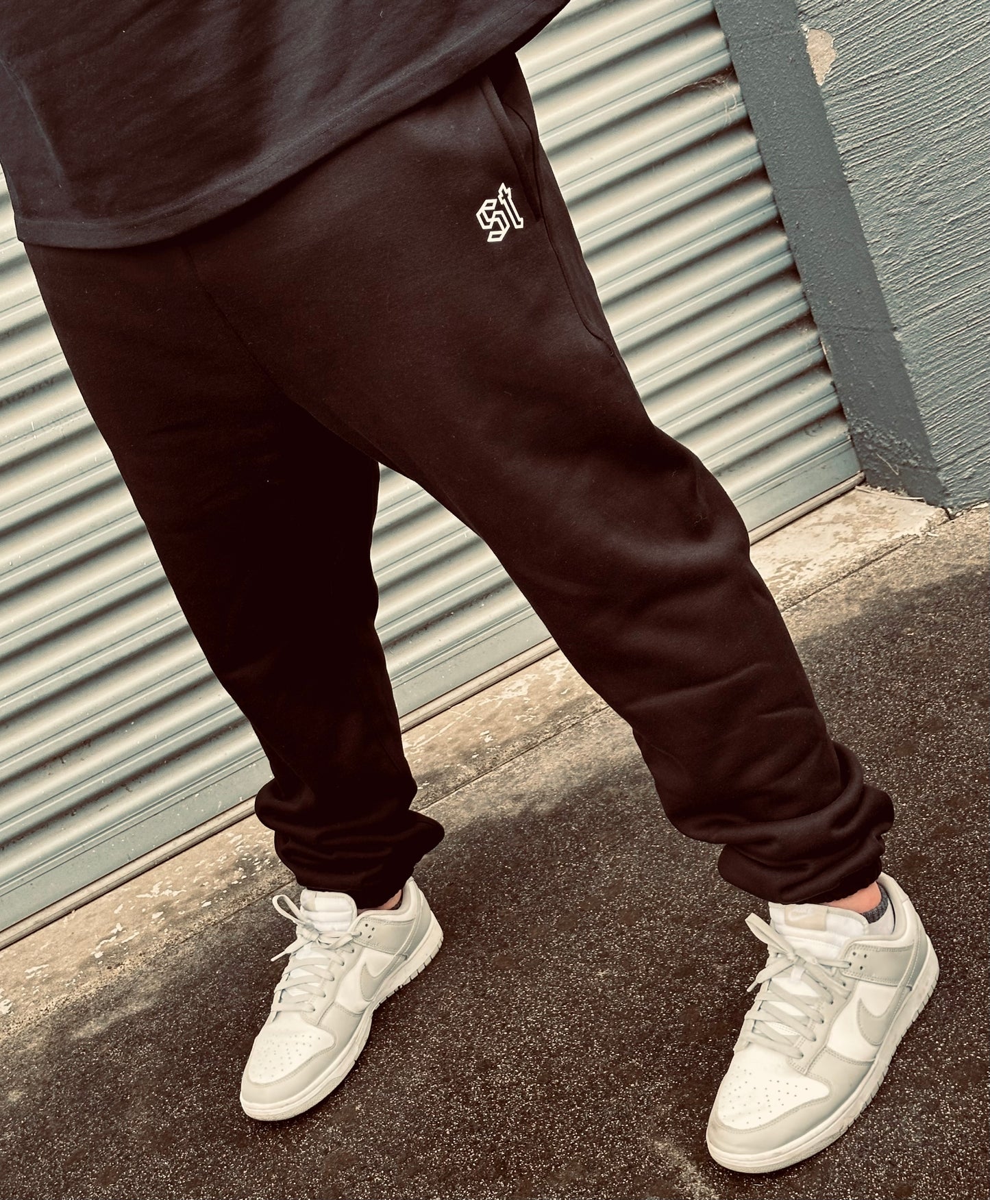 Basic Trackpants